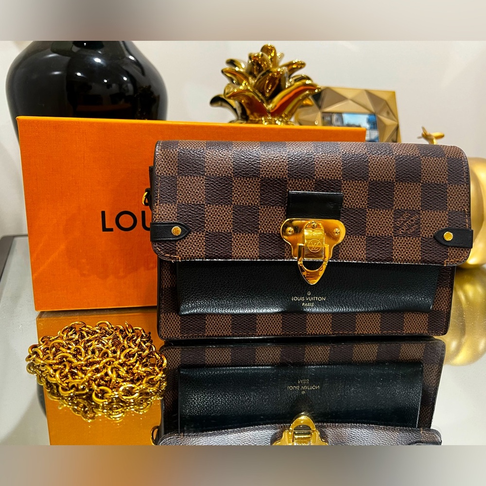 Louis Vuitton Vavin Wallet on Chain